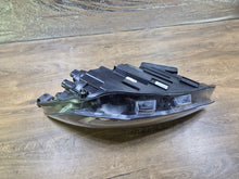 Load image into Gallery viewer, Frontscheinwerfer Ford Focus MX7B-13E015-ED Links Scheinwerfer Headlight SCH6635487429fp