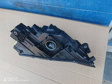 Laden Sie das Bild in den Galerie-Viewer, Frontscheinwerfer Skoda Octavia III 5E1941017F Links Scheinwerfer Headlight SCH6639686901gq