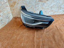 Laden Sie das Bild in den Galerie-Viewer, Frontscheinwerfer Opel YP00015980 LED Rechts Scheinwerfer Headlight SCH6640324720gc