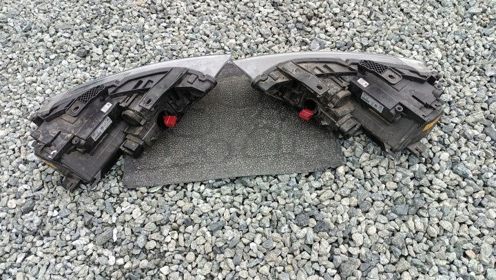 Frontscheinwerfer Audi Q3 8U0941006 8U0941005 Xenon Rechts Headlight SCH6641921216yl