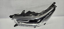 Laden Sie das Bild in den Galerie-Viewer, Frontscheinwerfer Toyota Hilux VIII 81150-0KP41 Links Scheinwerfer Headlight SCH6643092773zh