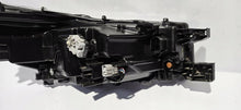 Laden Sie das Bild in den Galerie-Viewer, Frontscheinwerfer Toyota Hilux VIII 81150-0KP41 Links Scheinwerfer Headlight SCH6643092773zh