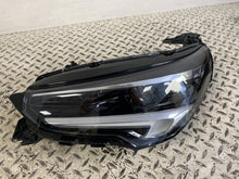 Laden Sie das Bild in den Galerie-Viewer, Frontscheinwerfer Opel Corsa F 39162658 354261827 Links Scheinwerfer Headlight SCH6643199639uh