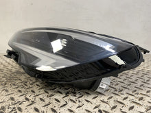 Laden Sie das Bild in den Galerie-Viewer, Frontscheinwerfer Opel Corsa F 39162658 354261827 Links Scheinwerfer Headlight SCH6643199639uh