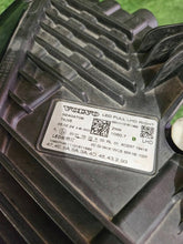 Load image into Gallery viewer, Frontscheinwerfer Volvo Xc60 II 32404706 Rechts Scheinwerfer Headlight SCH6647911493rq