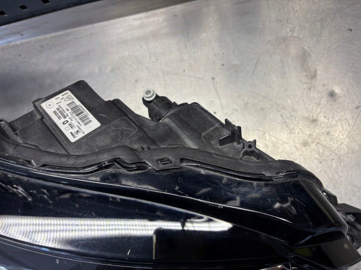 Frontscheinwerfer Peugeot 208 II 9833036180 Rechts Scheinwerfer Headlight SCH6657904956di