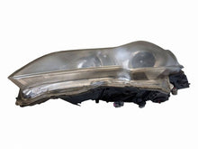 Laden Sie das Bild in den Galerie-Viewer, Frontscheinwerfer Subaru Legacy 84001AJ040 Links Scheinwerfer Headlight SCH6671451387ih