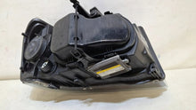 Laden Sie das Bild in den Galerie-Viewer, Frontscheinwerfer Land Rover I Freelander 6H52-13W030-HC Links Headlight SCH6671488095zp