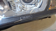 Laden Sie das Bild in den Galerie-Viewer, Frontscheinwerfer Land Rover I Freelander 6H52-13W030-HC Links Headlight SCH6671488095zp