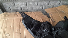 Load image into Gallery viewer, Frontscheinwerfer Opel Astra 39195688 Links Scheinwerfer Headlight SCH6672472631bn