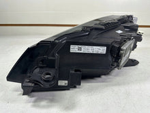 Load image into Gallery viewer, Frontscheinwerfer Skoda Superb III 3V1941016E Rechts Scheinwerfer Headlight SCH6672873510lp