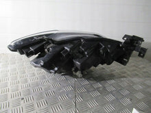 Laden Sie das Bild in den Galerie-Viewer, Frontscheinwerfer Mazda III 10065033 LED Links Scheinwerfer Headlight SCH6674541723bv