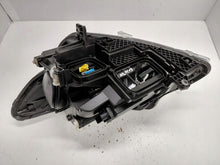 Laden Sie das Bild in den Galerie-Viewer, Frontscheinwerfer Mercedes-Benz W447 A4479063301 Rechts Scheinwerfer Headlight SCH6676462110fn