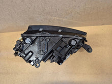 Laden Sie das Bild in den Galerie-Viewer, Frontscheinwerfer Skoda Scala 657941016A LED Rechts Scheinwerfer Headlight SCH6677055880nd