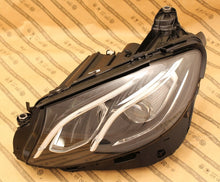 Laden Sie das Bild in den Galerie-Viewer, Frontscheinwerfer Mercedes-Benz W213 A2139065401 LED Links Headlight SCH6682793008xp