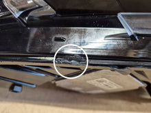 Laden Sie das Bild in den Galerie-Viewer, Frontscheinwerfer Skoda Octavia I 5E1941015E LED Links Scheinwerfer Headlight SCH6688078211yu