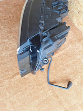 Load image into Gallery viewer, Frontscheinwerfer VW Tiguan 5NN941082C LED Rechts Scheinwerfer Headlight SCH6693666258yr