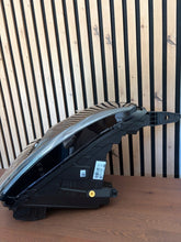 Laden Sie das Bild in den Galerie-Viewer, Frontscheinwerfer Ford Transit Courier R2X613E014AF Ein Satz Headlight SCH6697643348zb
