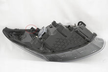 Laden Sie das Bild in den Galerie-Viewer, Frontscheinwerfer Renault Megane III 260605817R Links Scheinwerfer Headlight SCH6698438989pj