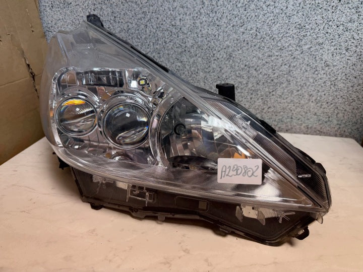 Frontscheinwerfer Toyota Prius Plus 290803 Rechts Scheinwerfer Headlight SCH6700531765cd