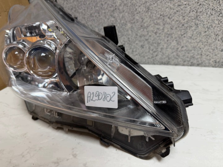 Frontscheinwerfer Toyota Prius Plus 290803 Rechts Scheinwerfer Headlight SCH6700531765cd