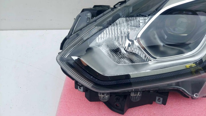 Frontscheinwerfer Suzuki Swift I W2966 Links Scheinwerfer Headlight SCH6701710333ea