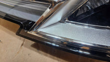 Laden Sie das Bild in den Galerie-Viewer, Frontscheinwerfer Audi A4 B9 8W0A4B9 Links Scheinwerfer Headlight SCH6702046926ss