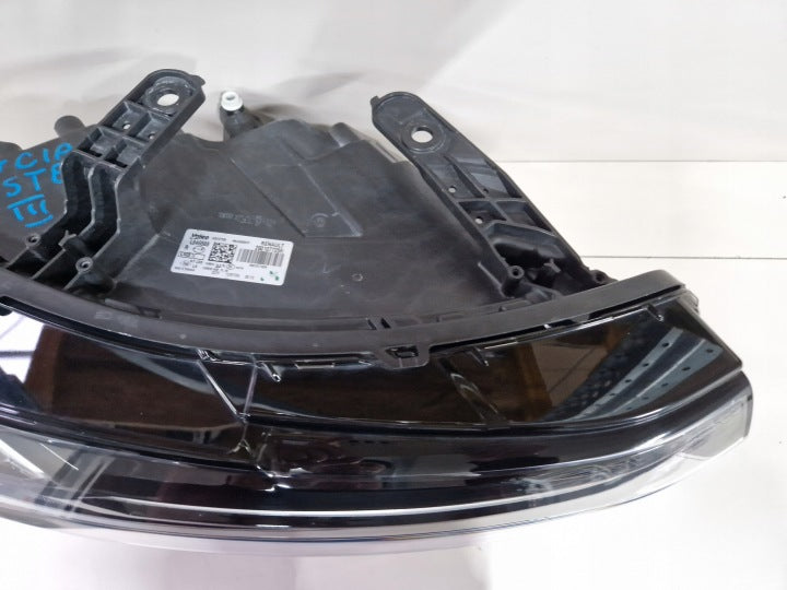 Frontscheinwerfer Dacia Duster 260107725R Full LED Rechts Scheinwerfer Headlight SCH6702726236cp