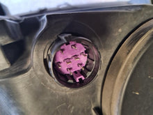 Laden Sie das Bild in den Galerie-Viewer, Frontscheinwerfer Iveco Daily I 5801473750 Links Scheinwerfer Headlight SCH6703941963bo