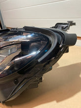 Laden Sie das Bild in den Galerie-Viewer, Frontscheinwerfer Mercedes-Benz W213 A213968708KZ Links Scheinwerfer Headlight SCH6707497586jm
