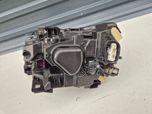 Laden Sie das Bild in den Galerie-Viewer, Frontscheinwerfer Audi Q2 81A941012 Rechts Scheinwerfer Headlight SCH6711189757st