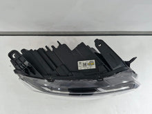 Laden Sie das Bild in den Galerie-Viewer, Frontscheinwerfer Dacia Duster 260101613R Rechts Scheinwerfer Headlight SCH6714535607hg