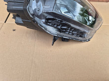 Load image into Gallery viewer, Frontscheinwerfer Hyundai Bayon 92101-Q0600 Rechts Scheinwerfer Headlight SCH6716634132zh