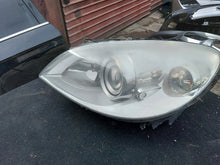 Laden Sie das Bild in den Galerie-Viewer, Frontscheinwerfer Mercedes-Benz W245 A1698205161 Xenon Links Headlight SCH6720043210bs