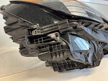 Load image into Gallery viewer, Frontscheinwerfer Volvo I 32450063 Rechts Scheinwerfer Headlight SCH6721809754vn