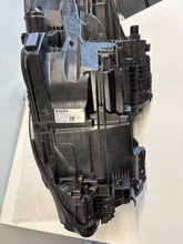 Load image into Gallery viewer, Frontscheinwerfer Volvo I 32450063 Rechts Scheinwerfer Headlight SCH6721809754vn