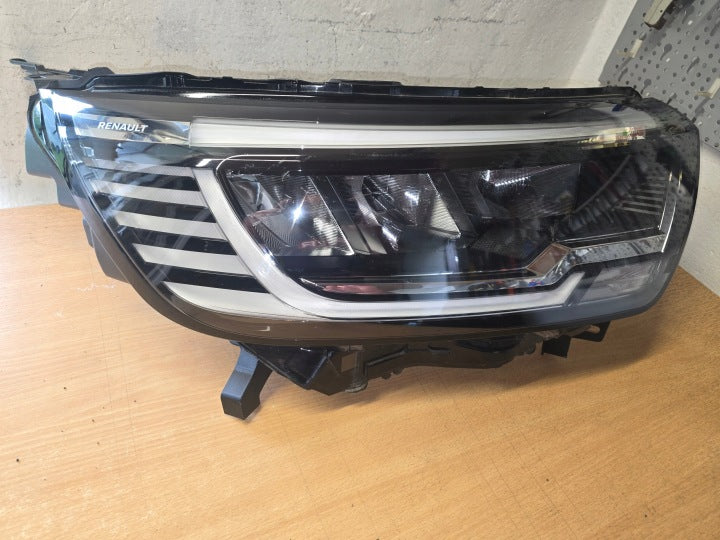 Frontscheinwerfer Renault Kangoo 260103264R Rechts Scheinwerfer Headlight SCH6726529387rt
