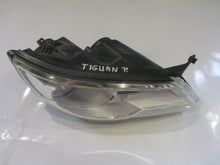 Laden Sie das Bild in den Galerie-Viewer, Frontscheinwerfer VW Tiguan 5N2941032 Rechts Scheinwerfer Headlight SCH6737211967gx
