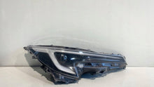 Load image into Gallery viewer, Frontscheinwerfer Toyota Corolla 81110-12N70 Rechts Scheinwerfer Headlight SCH6748884600wz