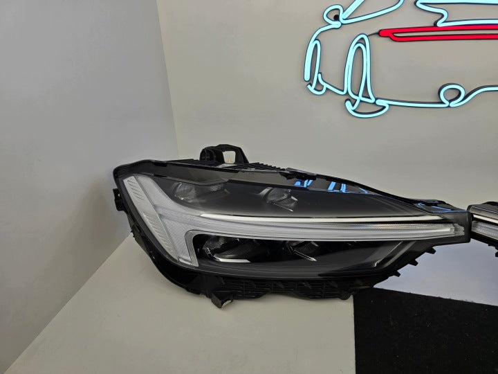 Frontscheinwerfer Volvo Xc60 II 32420440 Full LED Ein Satz Headlight SCH6756325541ik