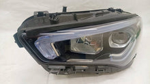 Laden Sie das Bild in den Galerie-Viewer, Frontscheinwerfer Mercedes-Benz Cla C118 A1189068300 Links Headlight SCH6760250603oc