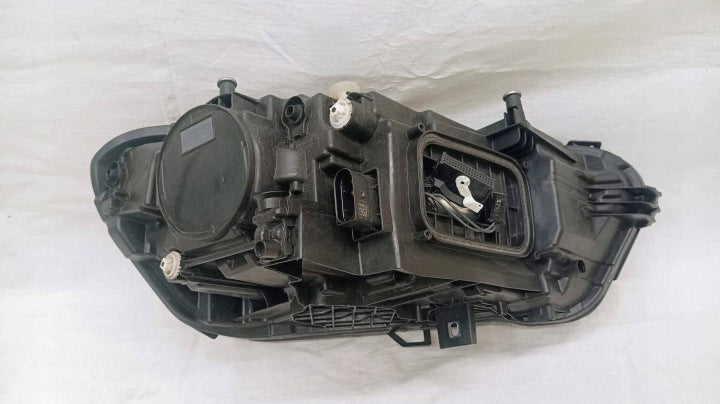 Frontscheinwerfer Mercedes-Benz Cla C118 A1189068300 Links Headlight SCH6760250603oc