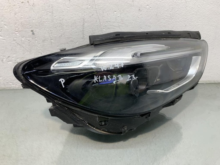 Frontscheinwerfer Mercedes-Benz W247 A2479061404 Rechts Scheinwerfer Headlight SCH6780909724qg
