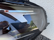 Laden Sie das Bild in den Galerie-Viewer, Frontscheinwerfer BMW G42 5A03E31 Full LED Links Scheinwerfer Headlight SCH6782130427te