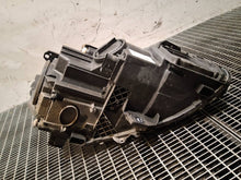 Laden Sie das Bild in den Galerie-Viewer, Frontscheinwerfer Mercedes-Benz W176 1LG01081803 Links Scheinwerfer Headlight SCH6783703736qy