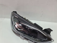 Laden Sie das Bild in den Galerie-Viewer, Frontscheinwerfer Ford Focus JX7B-13E016-AH JX7B-13E016 LED Rechts Headlight SCH6785832789pp