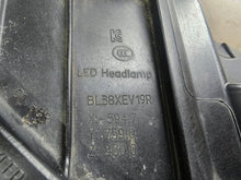 Laden Sie das Bild in den Galerie-Viewer, Frontscheinwerfer VW Golf VIII 5H1941006 Rechts Scheinwerfer Headlight SCH6793509793bv