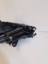 Laden Sie das Bild in den Galerie-Viewer, Frontscheinwerfer Skoda Enyaq IV 5LB941018B Rechts Scheinwerfer Headlight SCH6794935429wi