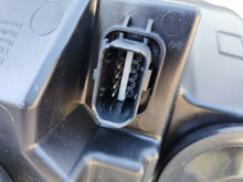 Laden Sie das Bild in den Galerie-Viewer, Frontscheinwerfer Renault Master III 260105567RBAX Rechts Scheinwerfer Headlight SCH6799506916qs