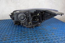 Laden Sie das Bild in den Galerie-Viewer, Frontscheinwerfer Ford Focus 5113W029AL Rechts Scheinwerfer Headlight SCH6813980650mz
